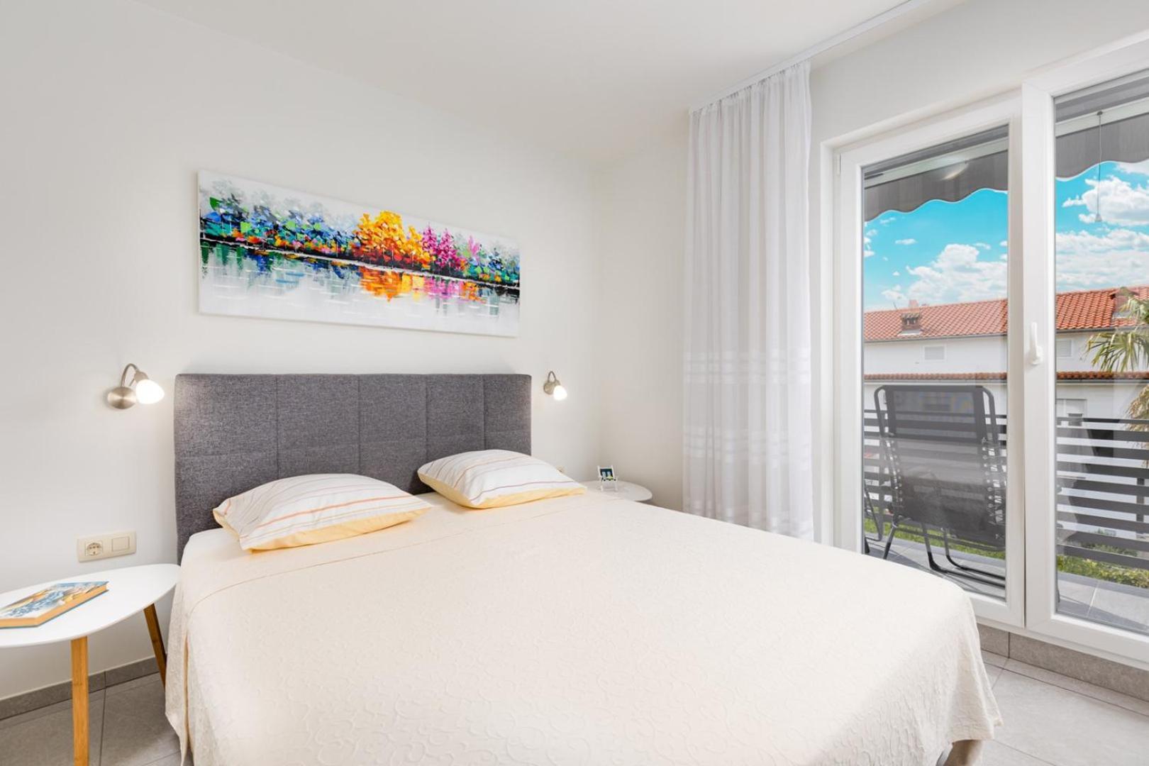 Apartments Pivas Malinska Ngoại thất bức ảnh
