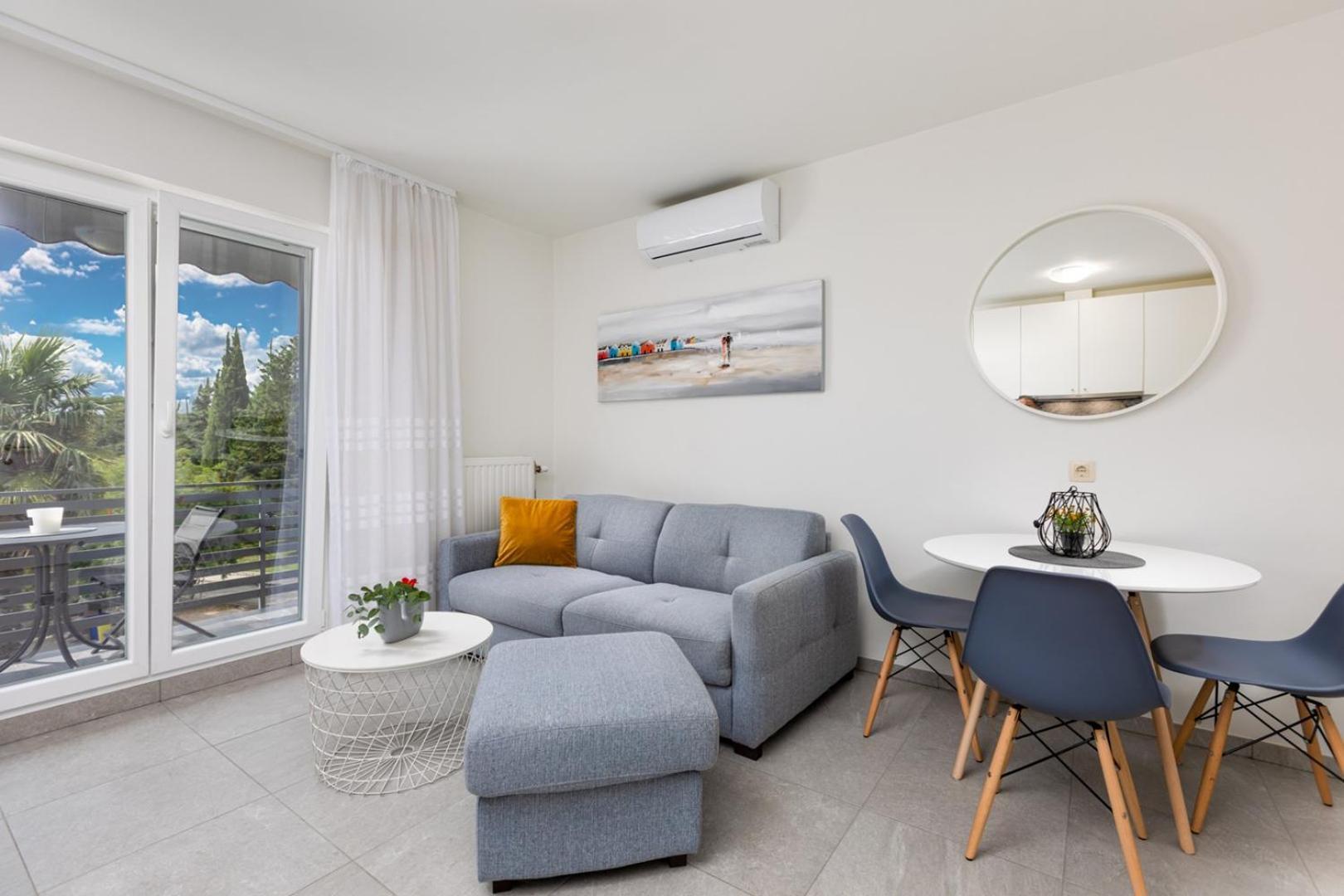 Apartments Pivas Malinska Ngoại thất bức ảnh